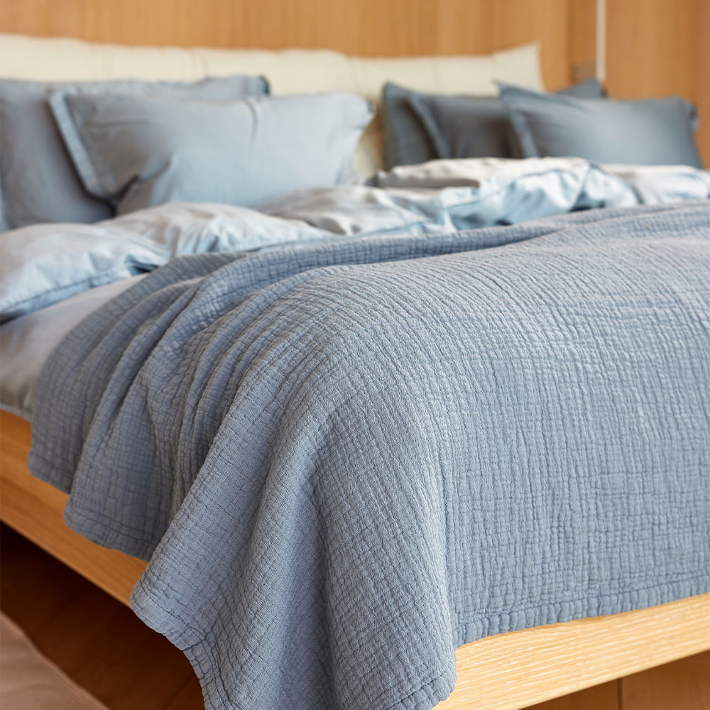 Himla Denise &Ouml;verkast